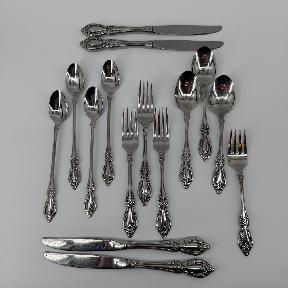 Oneida Raphael Stainless Flatware 15 Piece‎ Set Pierced Knives Forks Spoons